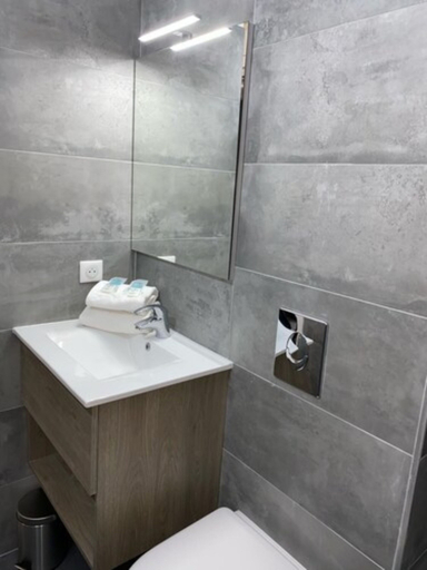 Bathroom 4, Maria Stella, Haute-Corse