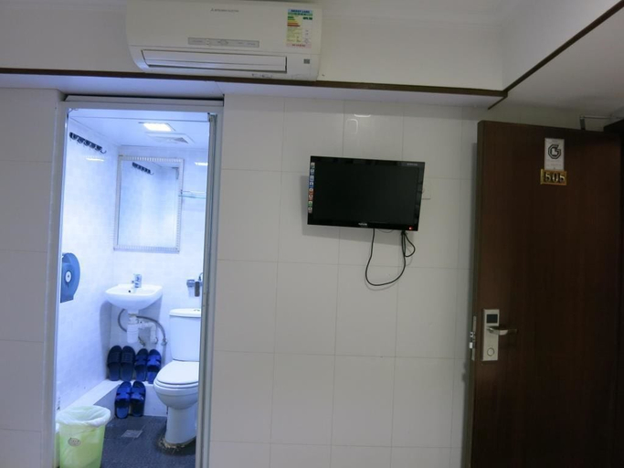 Bathroom 4, Wing On Hotel, Kowloon