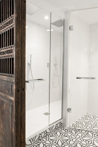 Bathroom 5, Hotel Midmost by Majestic Hotel Group, Barcelona