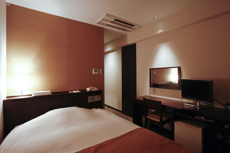 Bedroom 3, Fukuchiyama Ark Hotel, Fukuchiyama