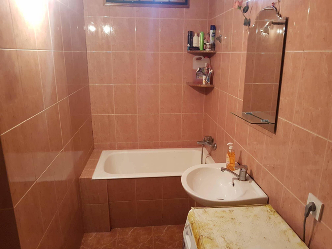 Bathroom 3, El-Lizi Guesthouse, Kobuleti