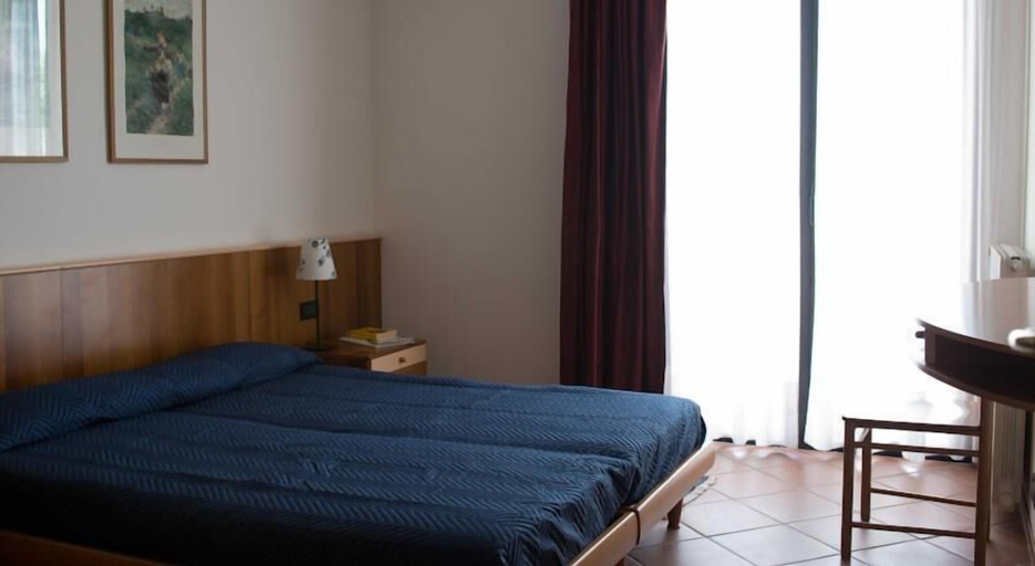 Bedroom 2, Virgilio Residence, Brescia