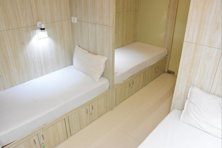 Bedroom 4, BKC Corporate Hostel, Mumbai Suburban