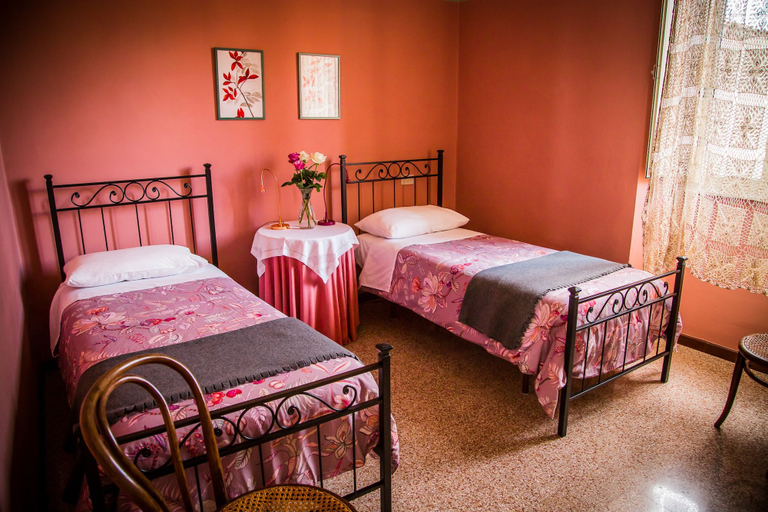 Bedroom 4, B&B I Due Gelsi, Rome