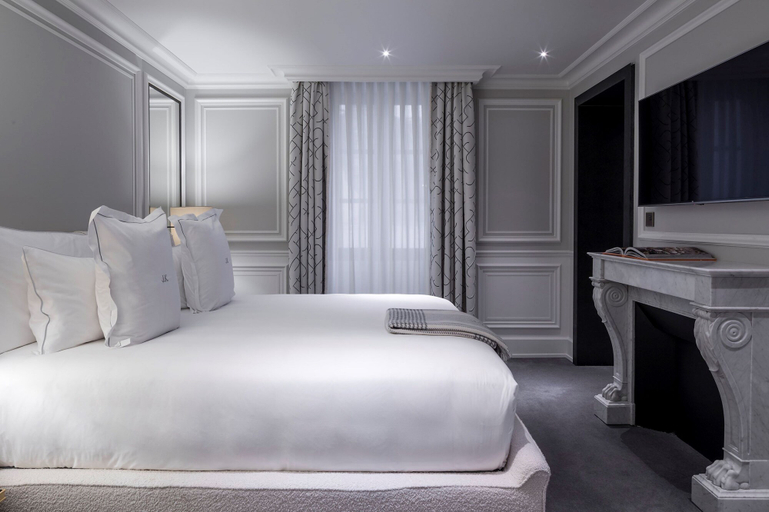 Bedroom 3, J.K. Place Paris, Paris