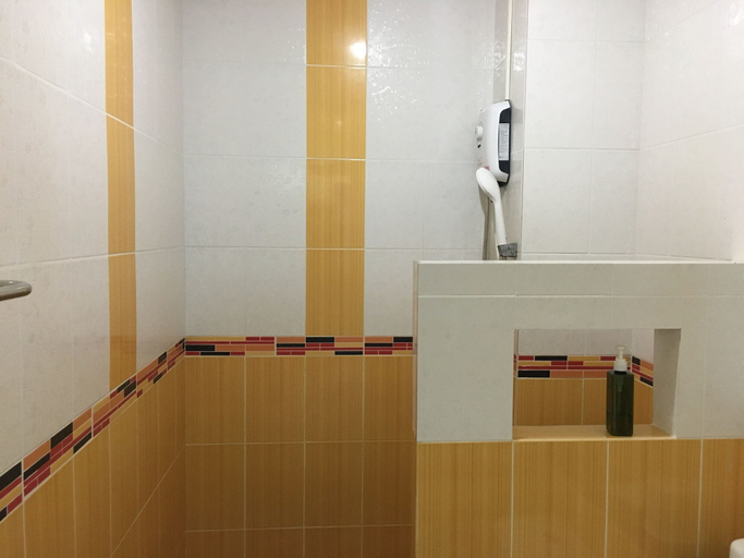 Bathroom 3, Greenfield Residence, Muang Prachin Buri