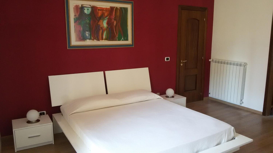 Bedroom 4, Def House, Reggio Di Calabria