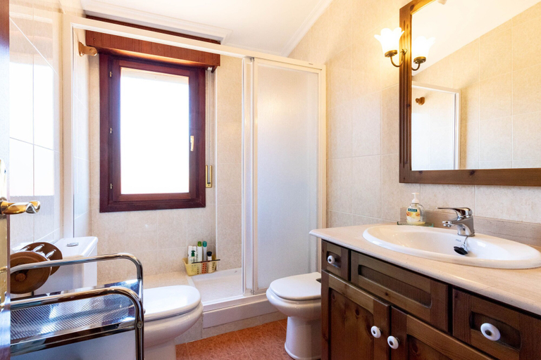Bathroom 4, Ático con 2 terrazas By Urban Hosts, Vizcaya