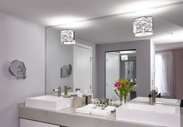 Bathroom 4, Executive Plaza Hotel Metro Vancouver, Greater Vancouver