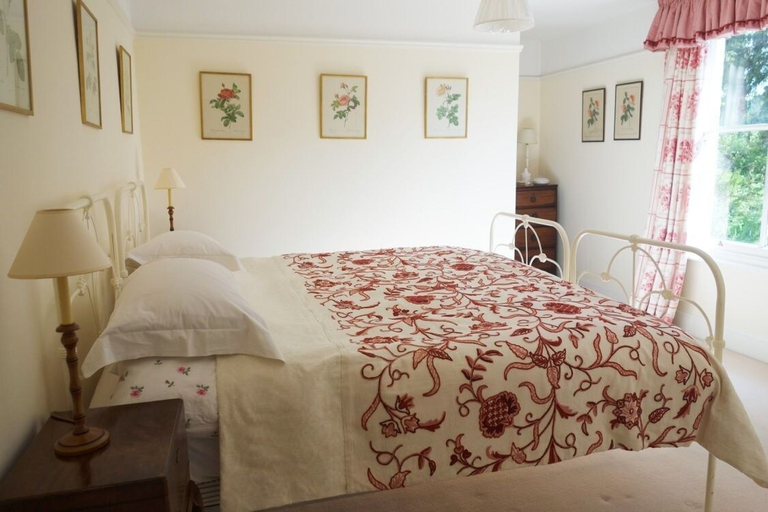 Bedroom 3, The Old Rectory, Kettlebaston, Suffolk