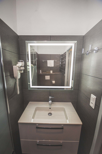 Bathroom 3, Kallisté Hôtel, Corse-du-Sud
