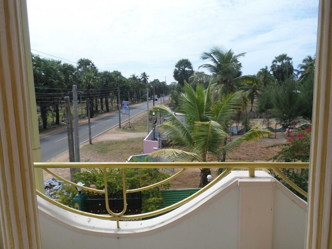 Others 4, Victoria Guest House, Koralai Pattu (Valachchenai)