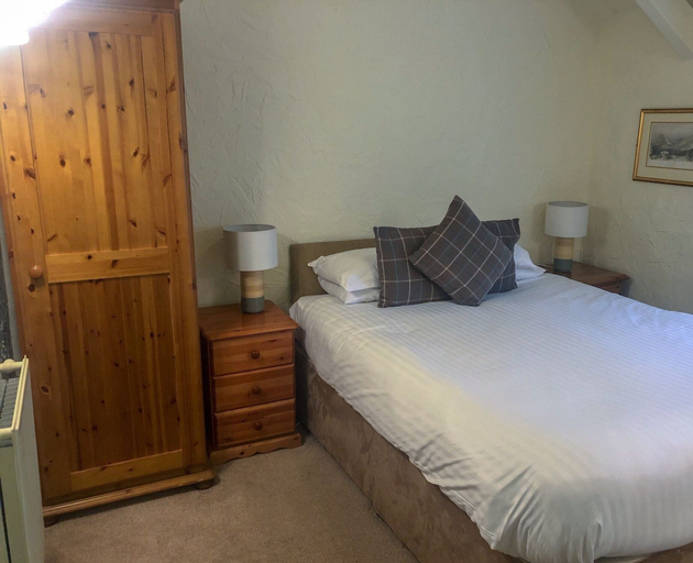 Bedroom 4, The Hoops Inn, Devon