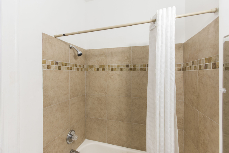 Bathroom 4, Stuart Hotel, Los Angeles