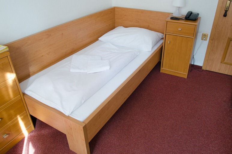 Bedroom 3, Hotel Maria, Ostrava