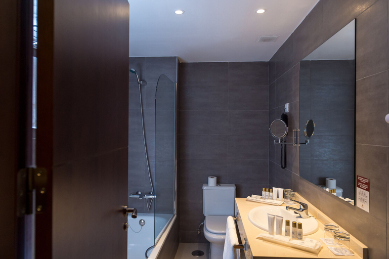 Bathroom 4, Hotel Palacio de Valderrábanos, Ávila