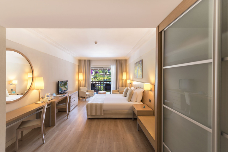 Bedroom 3, Turquoise Hotel - All Inclusive, Manavgat