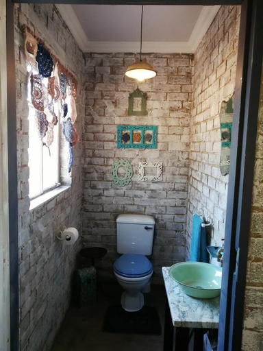Bathroom 5, Marulani Bush Lodge, City of Tshwane
