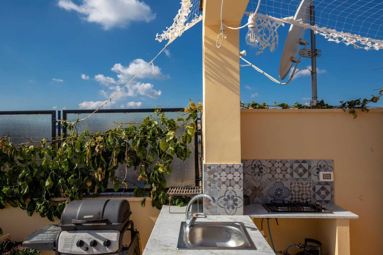 BBQ/picnic area, Solemar Sicilia - Casa Colibrì, Palermo