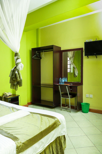 Bedroom 4, Nelis Park Hotel, Starehe