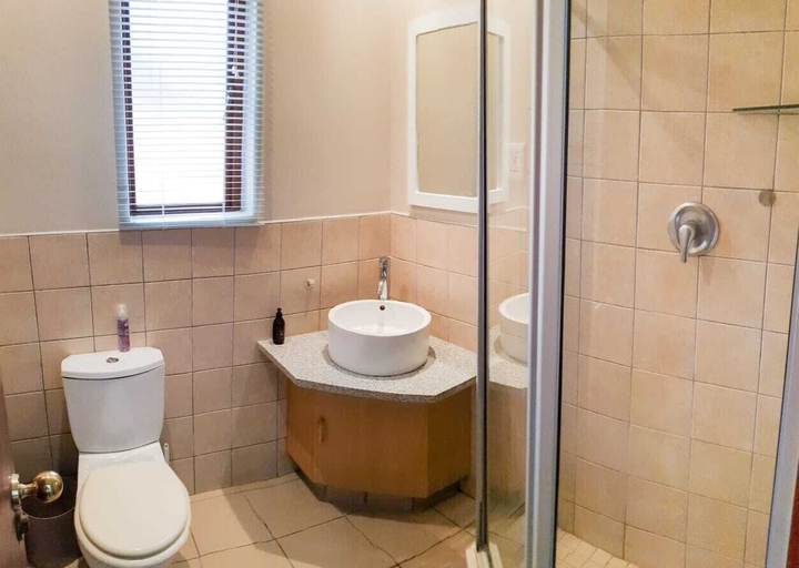 Bathroom 4, Thyme Inn on Greenway, Ehlanzeni