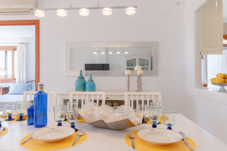 Food & Drinks, Tamarells Garden Apartment, Baleares