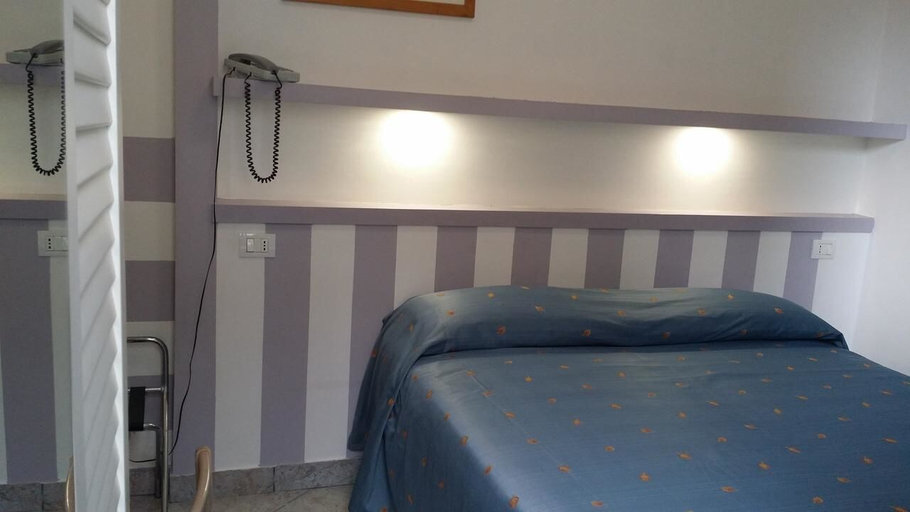 Bedroom 4, Hotel San Giorgio, Savona