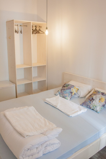 Bedroom 2, Soul Hostel, Almaty