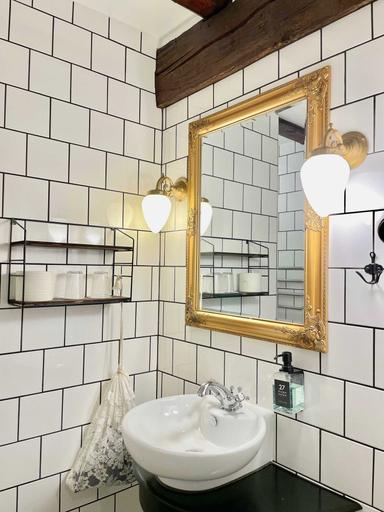 Bathroom 4, Hotel Hamngatan 27, Falkenberg