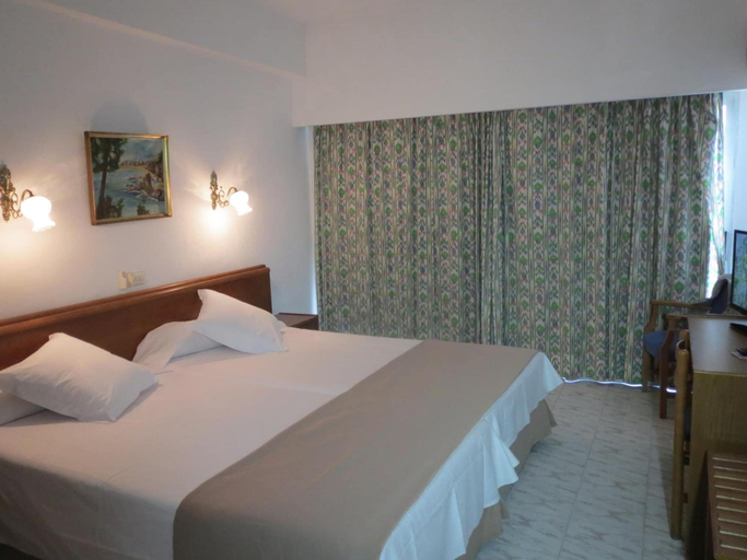 Bedroom 3, Hotel Amic Gala, Baleares