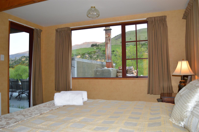 Bedroom 2, Cardrona Mountain House, Queenstown-Lakes