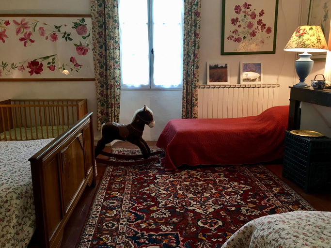 Bedroom 5, Les Asphodeles, Gard