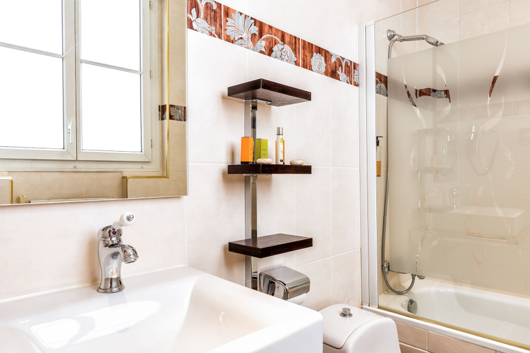 Bathroom 4, Hotel Regence Paris, Paris