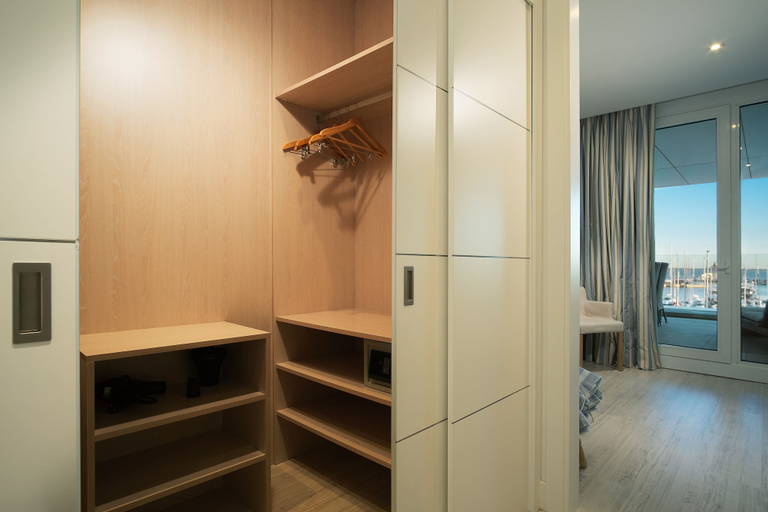 Bedroom 4, Las Suites de Puerto Sherry, Cádiz