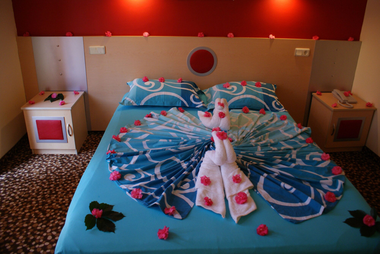 Bedroom 3, Grand Viking Hotel - All Inclusive, Kemer