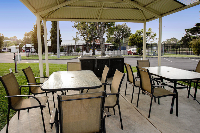 Food & Drinks 4, Discovery Parks - Geelong, South Barwon - Inner