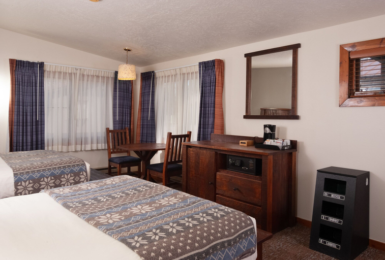 Bedroom 2, Old Faithful Snow Lodge & Cabins - Inside the Park, Teton