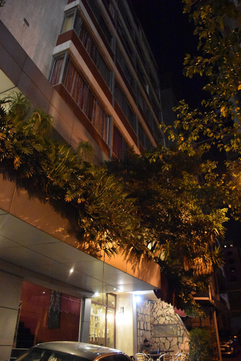 Exterior & Views 2, Le Marly Hotel Beirut, Beirut