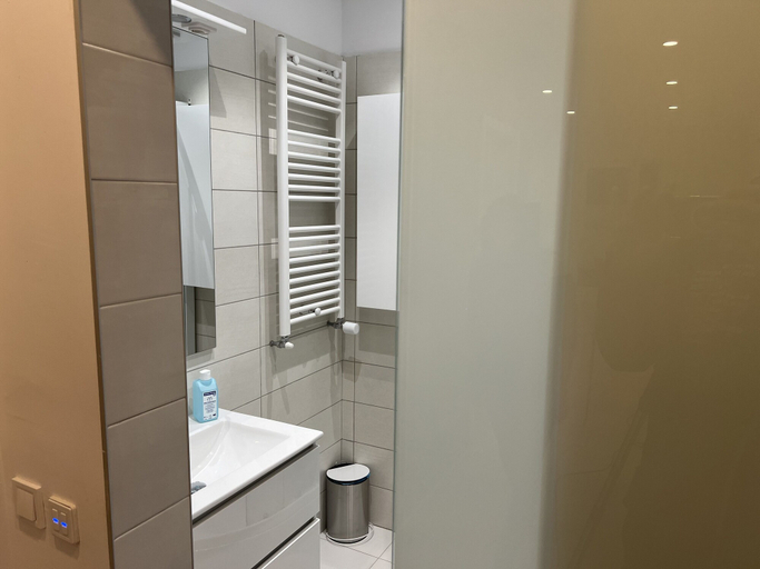 Bathroom 5, Amazing 2-Room Penthouse Cityview W13, Municipiul Bucuresti