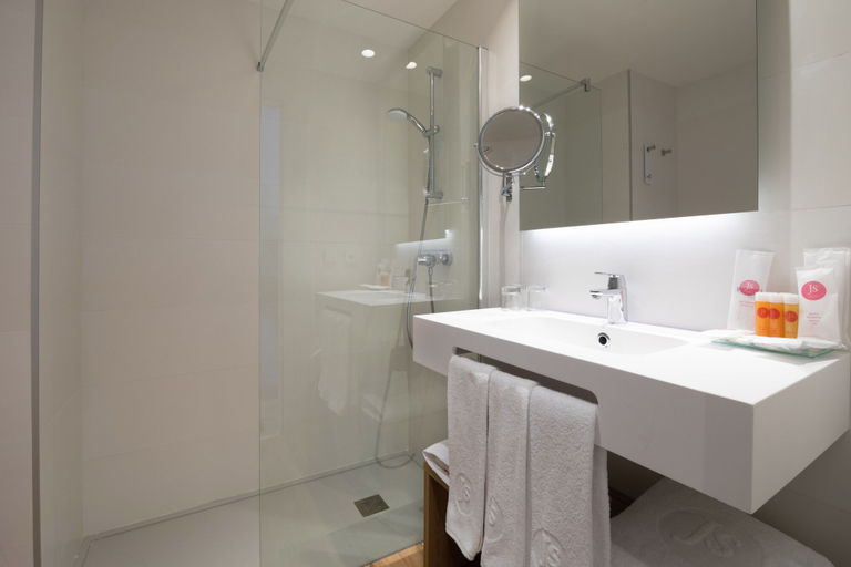 Bathroom 5, Hotel JS Yate, Baleares