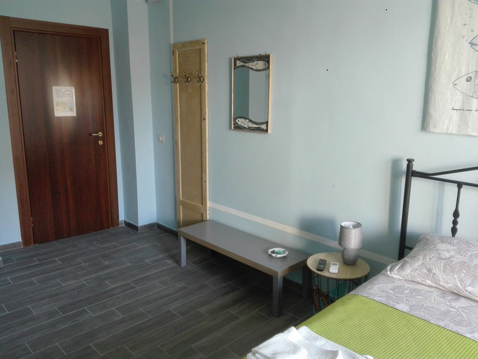 Bedroom 3, La casa di Aneupe, Syracuse
