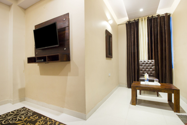 Others 5, FabExpress Travelers Lodge, Jaipur
