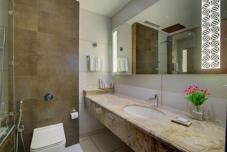 Bathroom 3, Hotel Home In By Amrik Sukhdev, Sonipat