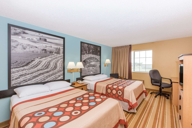 Bedroom 3, Super 8 by Wyndham Clarinda, Page