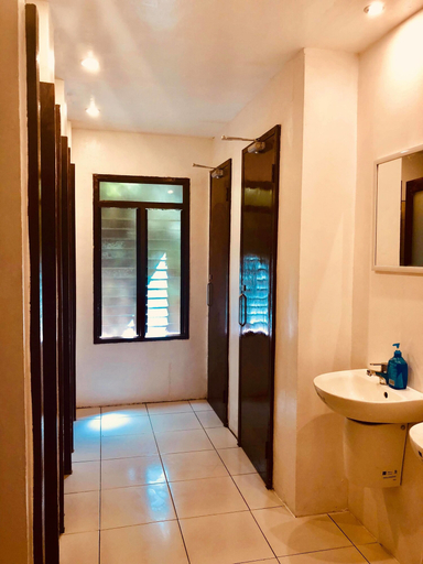 Bathroom 4, El Nido One Hostel, El Nido