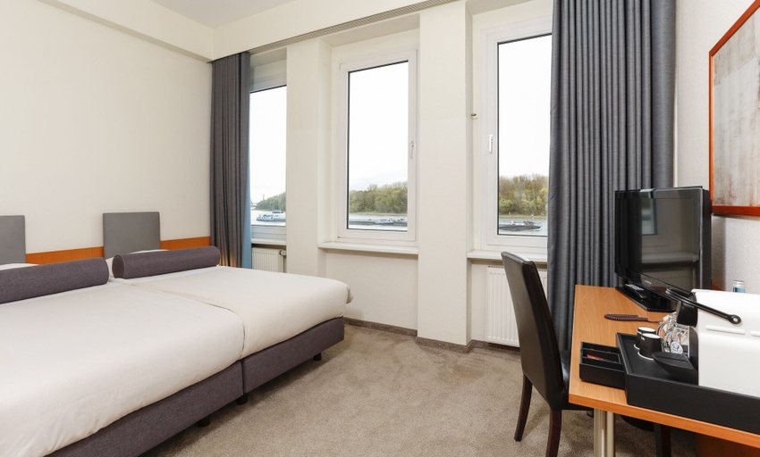Bedroom 5, Hotel am Rhein - Wesseling, Rhein-Erft-Kreis