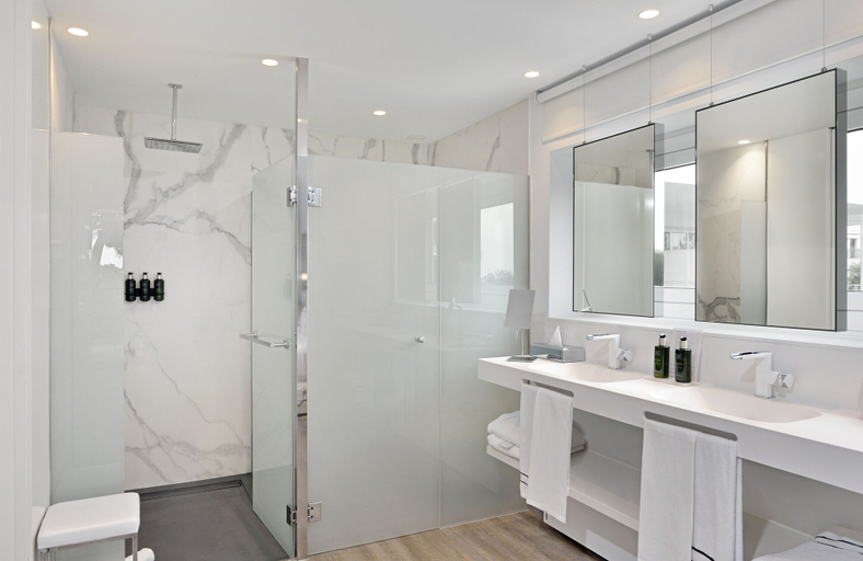 Bathroom 5, Melia Cala d'Or Boutique Hotel, Baleares