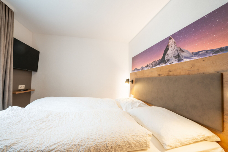Bedroom 3, Apartments Patricia, Visp