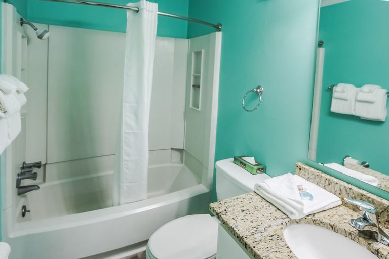 Bathroom, A Place at the Beach, Carteret