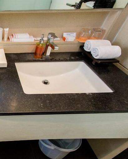 Bathroom 4, Citrus Hotel Lonavala, Pune